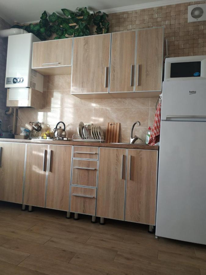 в новому будинку в самому центрi Apartment Хмельницький