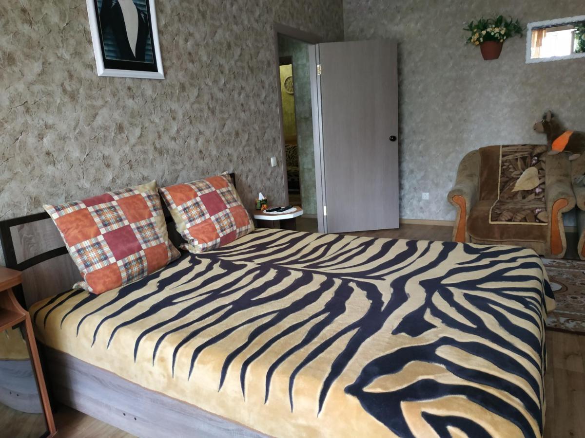 в новому будинку в самому центрi Apartment Хмельницький