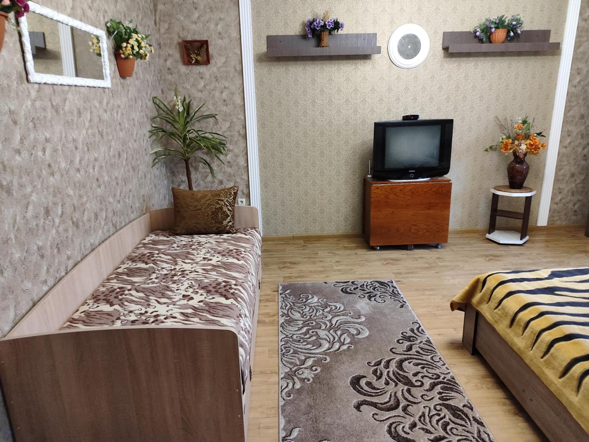 в новому будинку в самому центрi * Хмельницький